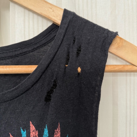 🌈5/$25 BUNDLE! Vans Distressed Eagle Muscle Tee - Picture 5 of 6